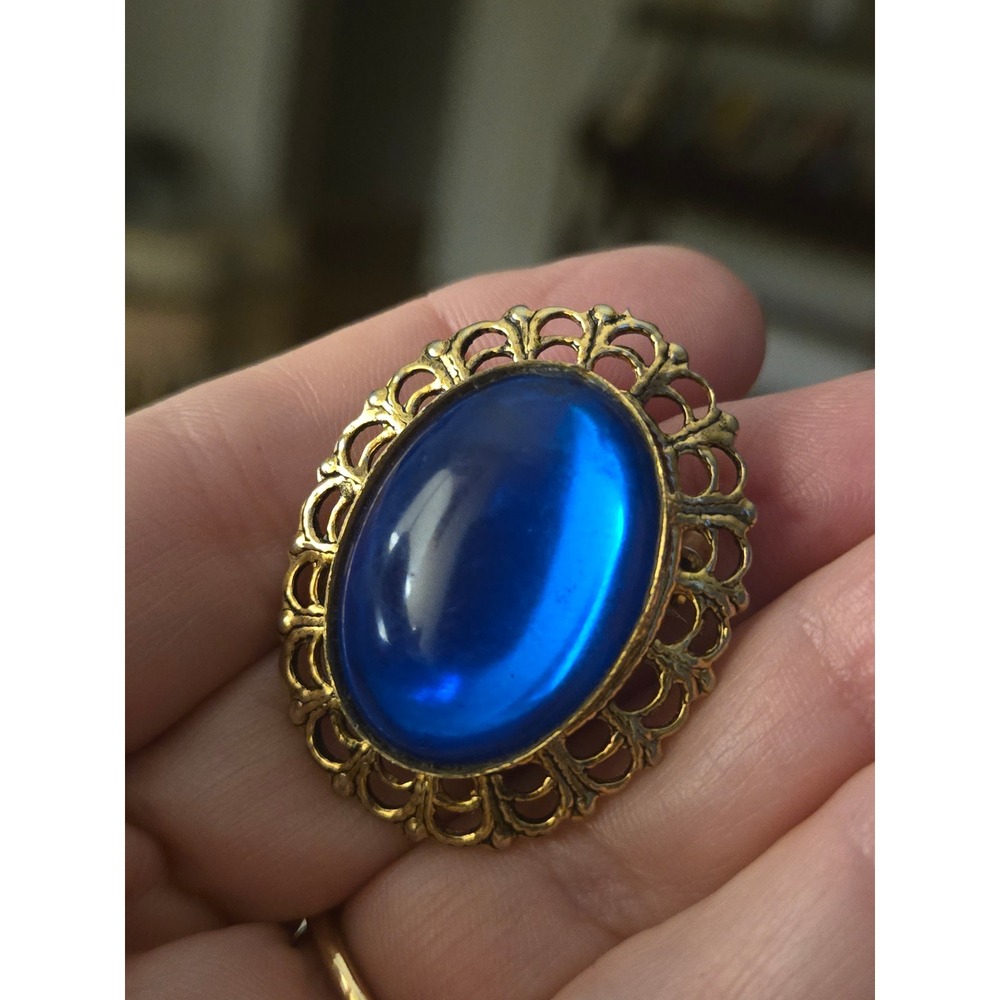 Art Nouveau Blue Glass/Lucite Cabachon 1950s Brooch Brass Filagree Vintage